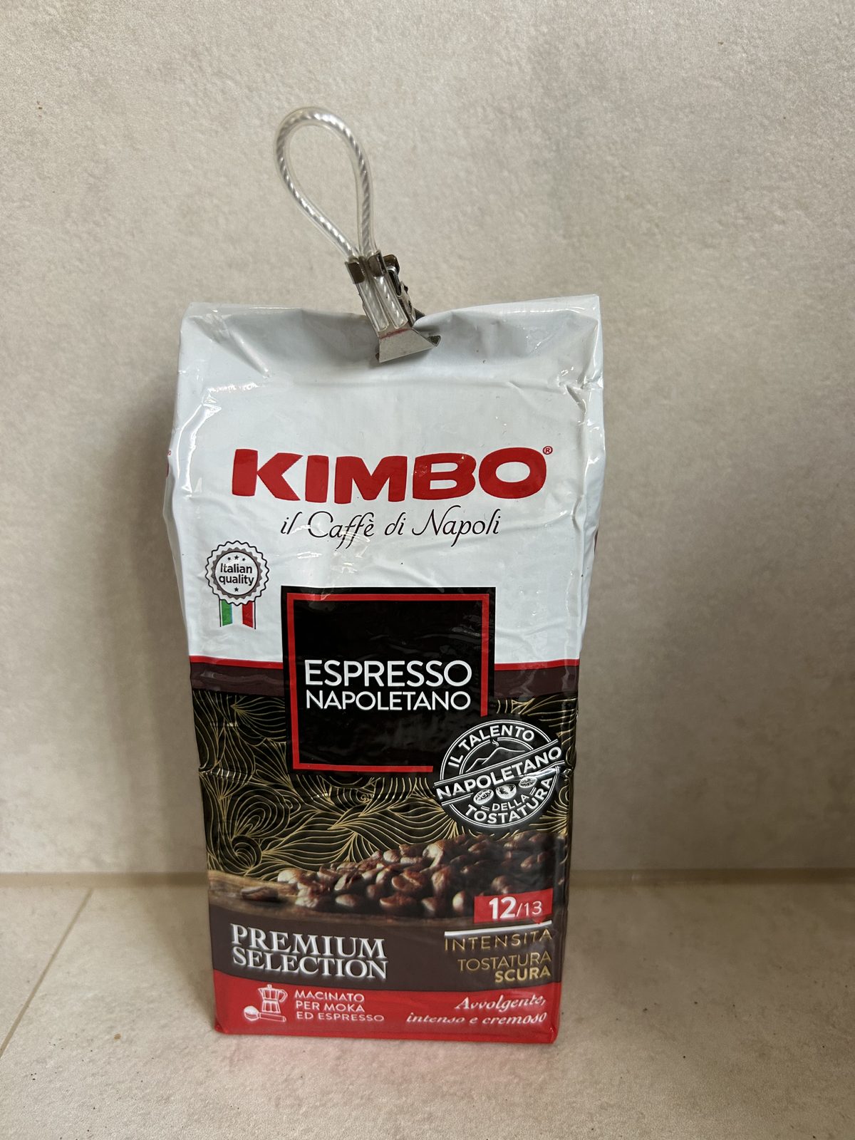 Packung Kimbo Espresso Napoletano, gemahlen, Intensität 12 von 13